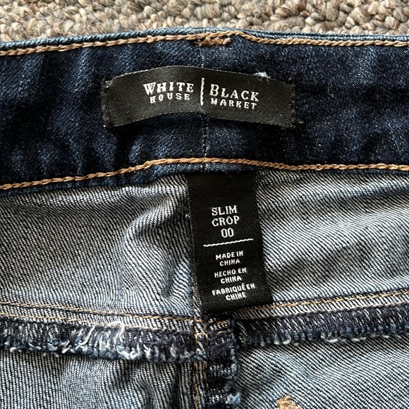 White House Black Market cropped jeans - Picture 2 of 4